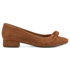 Easy Spirit Low Heels*Caster Dress Shoes