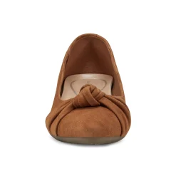 Easy Spirit Low Heels*Caster Dress Shoes