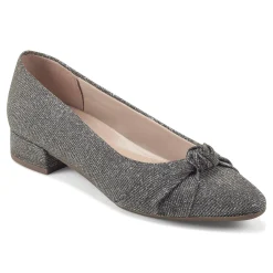 Easy Spirit Low Heels*Caster Dress Shoes