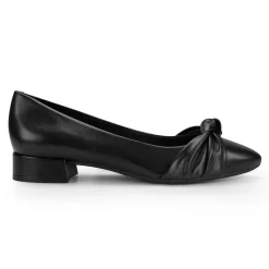 Easy Spirit Low Heels*Caster Dress Shoes
