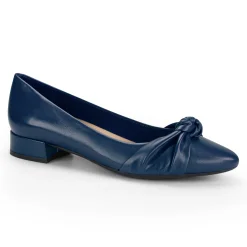 Easy Spirit Low Heels*Caster Dress Shoes