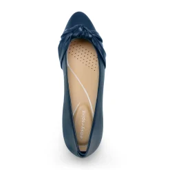 Easy Spirit Low Heels*Caster Dress Shoes