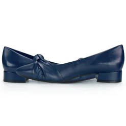 Easy Spirit Low Heels*Caster Dress Shoes